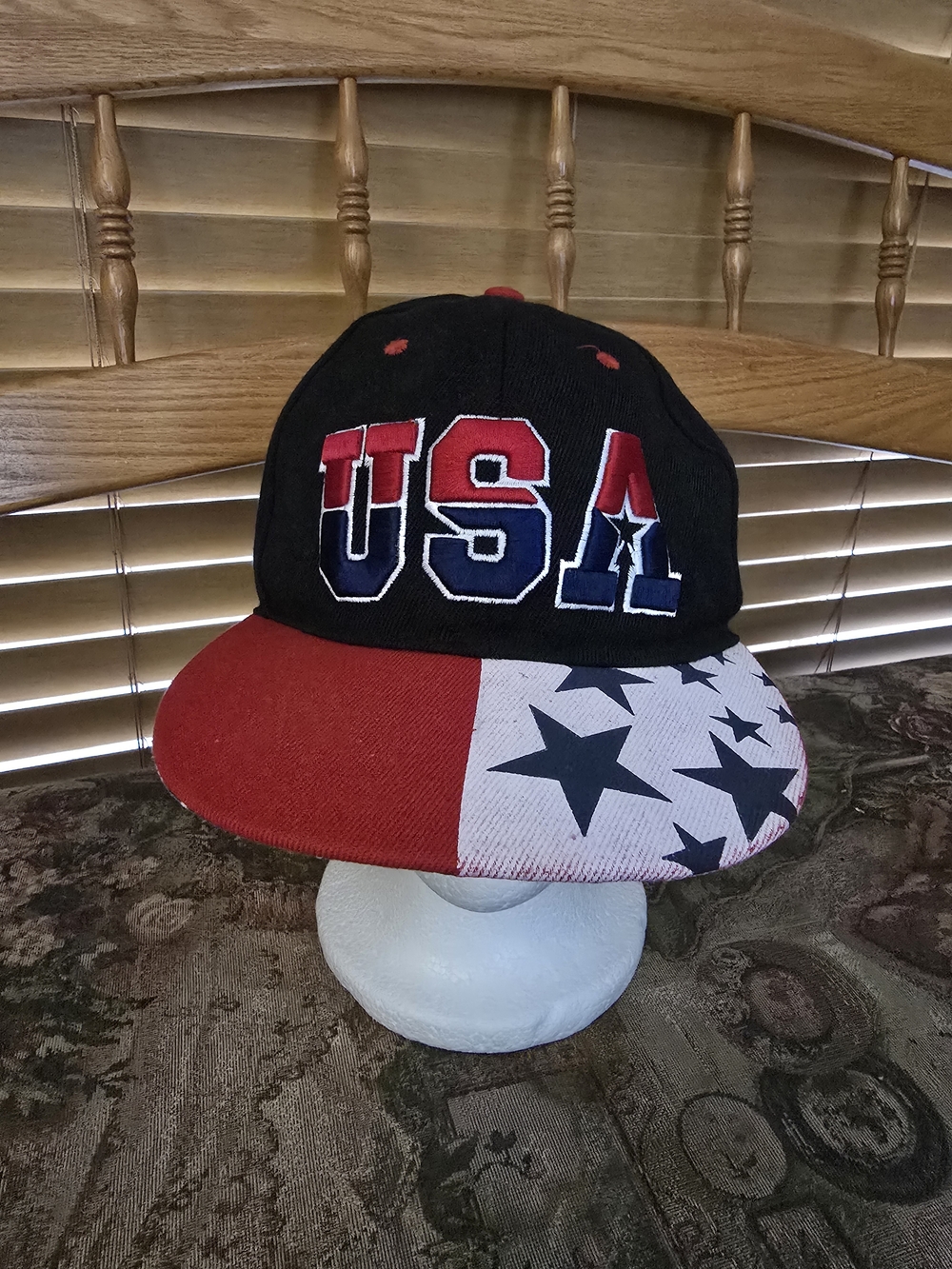 USA Kids' Black and Red Baseball Cap with Star Print